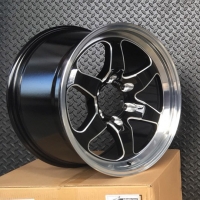 WELD 18inch 6h139.7 ล้อแม็กลายยอดนิยมสำหรับกระบะ ซิ่งราคาวงละ 5500 บาท
