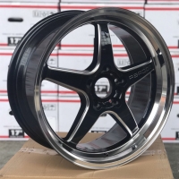 PARODI XHAKA 17inch 5h114.3 ล้อซิ่งคุณภาพราคาพิเศษเพียงวงละ 4000 บาท