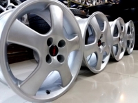 7500/4วง ล้อแท้ OZ ขนาด17นิ้ว Made in Italy  4รู100 กว้าง 8 นิ้ว ET37 ไม่มีซ่อม คด ดุ้ง ขึ้นเครื่อง