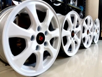 4200/4วง สีขาว ล้อ15นิ้ว 5รู114 แท้ ส่งตจวได้